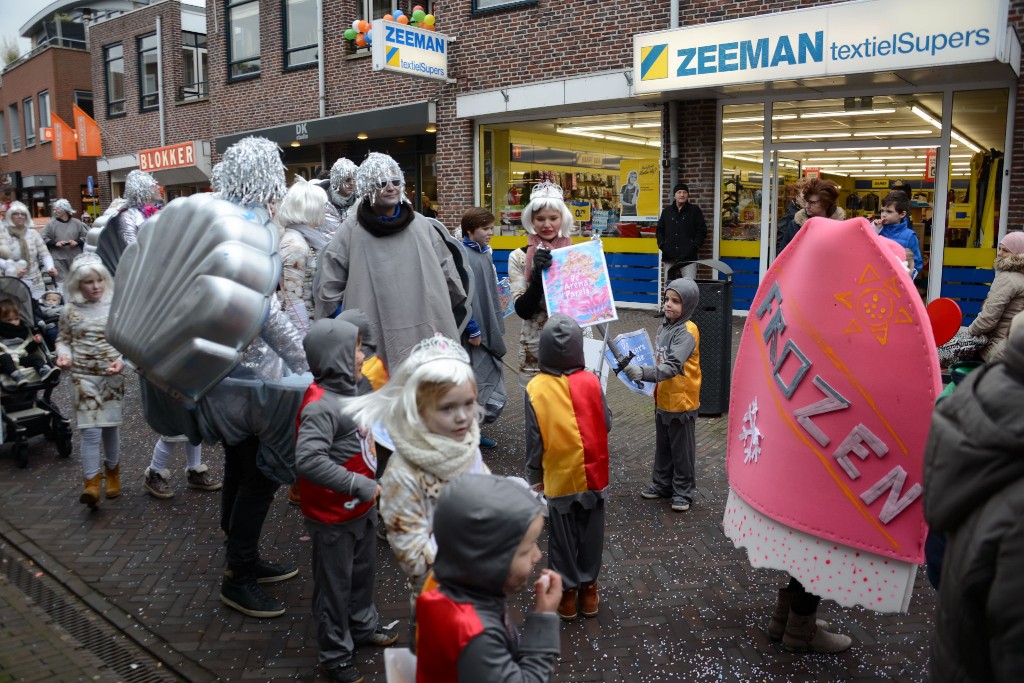 ../Images/Kinder optocht 2015 073.jpg